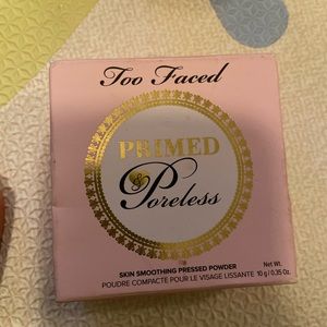 Too faced finishing powder